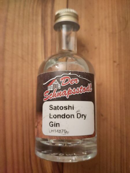 File:20221226SatoshiLondonDryGinFront.jpg