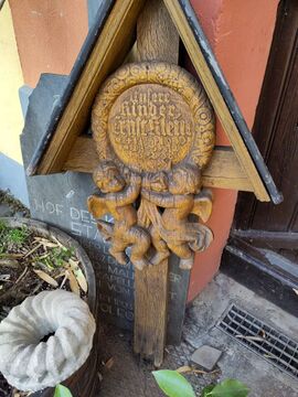 Grave marker