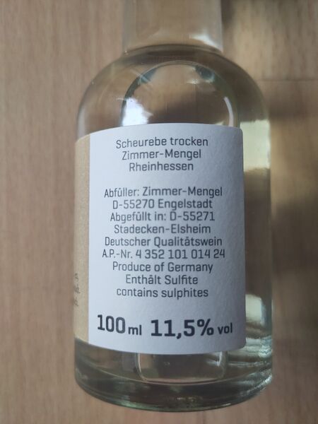 File:20241205ScheurebeNoVintageZimmer-MengelBack.jpg