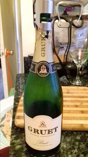 File:20200428GruetSparklingFront.jpg