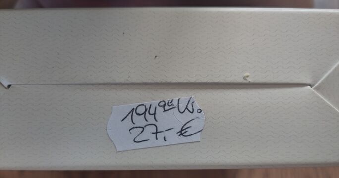 Box set bottom