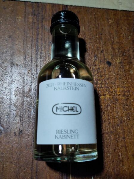 File:20221223MichelRheinhessen2021RieslingKabinettFront1.jpg