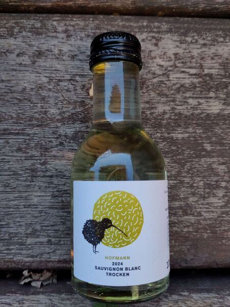 File:20251215SauvignonBlanc2024HofmannFront-2048.jpg