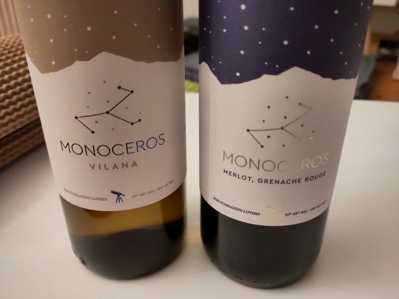 File:20230203DourakisMonocerosWinesFronts.jpg