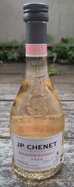 File:20260613Grenache-Cinsault2024JPChenetFront.jpg