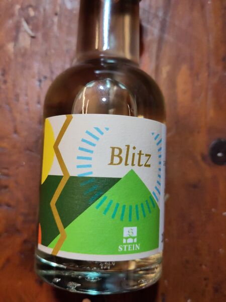 File:20231206BlitzSilvaner2022SteinFront.jpg