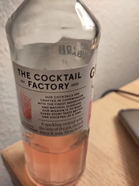 File:CocktailFactoryGinRhubarbLeft.jpg