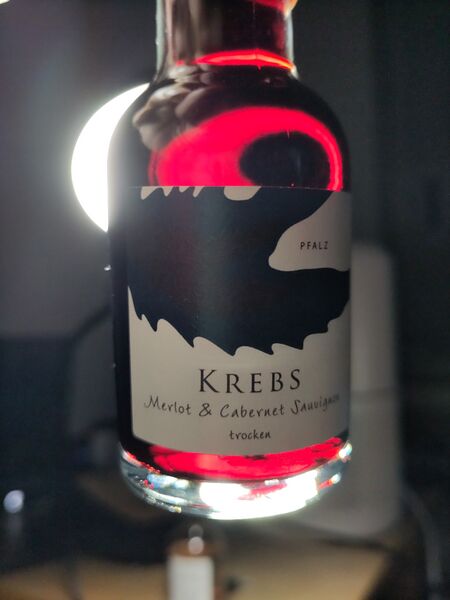 File:20221206KrebsMerlot&CabernetSauvignonPfalzFront2.jpg