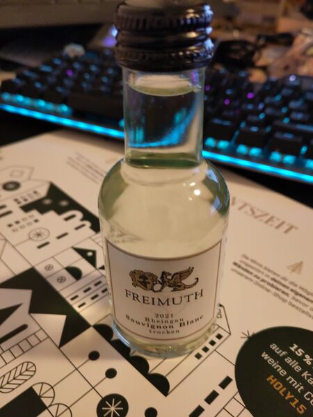 File:20221201FreimuthRheingauSauvignonBlanc2021Front2.jpg