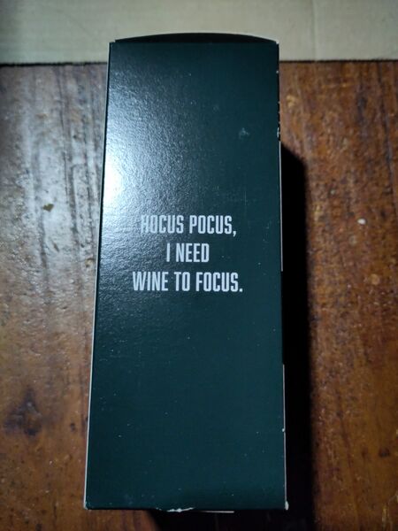 File:20221214DambachPfalzRieslingBoxEnglish.jpg