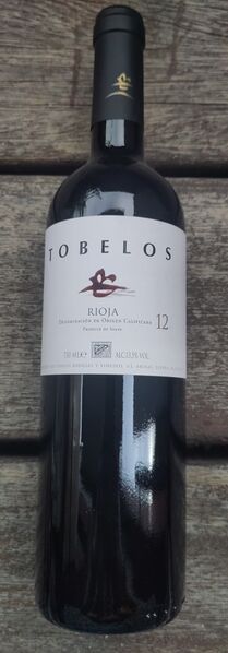 File:20260630GarnachaRioja2009TobelosFront.jpg