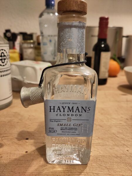 File:20230102HaymansSmallGinFront1.jpg