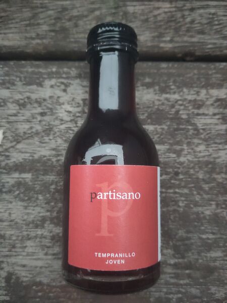 File:20251202Partisano2024BodegasMásQueVinosFront.jpg