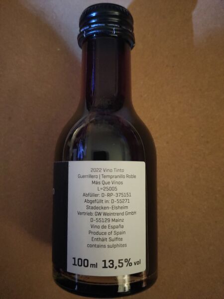 File:20251213Guerrillero2022BodegasMásQueVinosBack.jpg