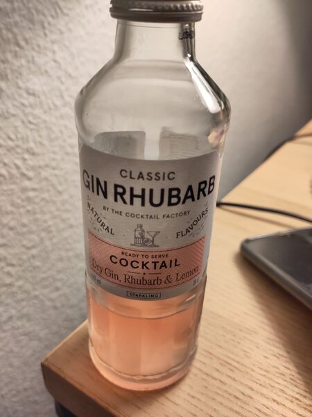 File:CocktailFactoryGinRhubarbFront.jpg