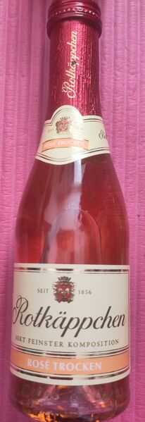 File:20230623RoséNoVintageRotkäpchenFront.jpg