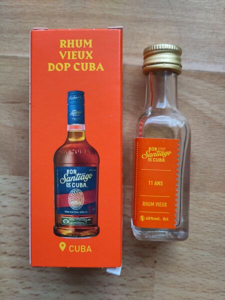 File:20260620AdventRhumDay09BottleEmpty.jpg