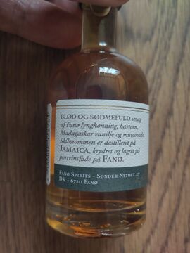 Bottle back